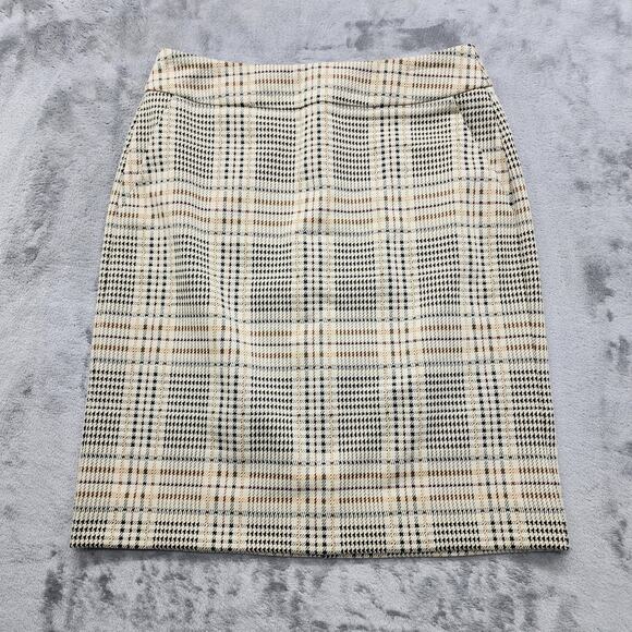 CAbi Dresses & Skirts - Cabi Skirt Women 4 Tan Beige Plaid Travel Pencil Back Zip Pockets Stretch Office